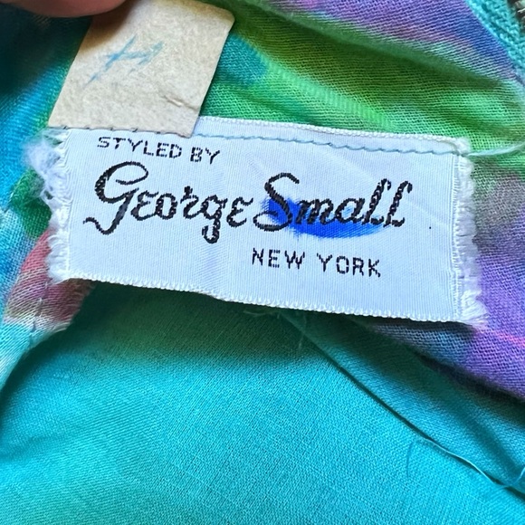 1960s George Small Watercolor Bell Sleeve Dress - Picture 7 of 8